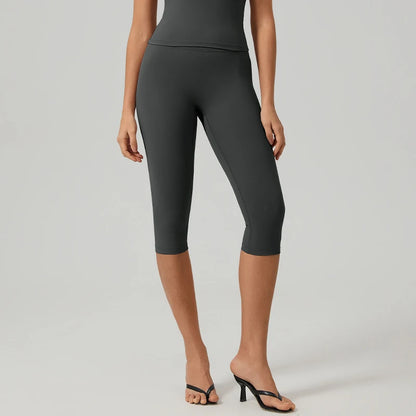 High-Waisted Capri Leggings| Luvia Active